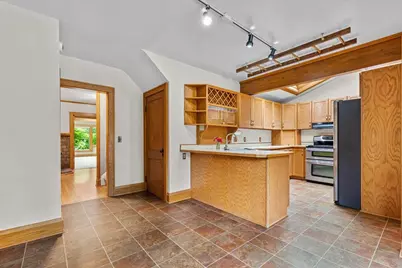 427 N Maple Ln, Racine, WI 53105 - Photo 21