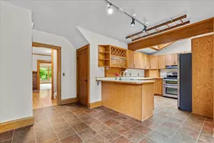 427 N Maple Ln, Racine, WI 53105 - Photo 21