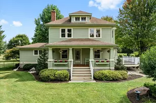 427 N Maple Ln, Racine, WI 53105 - Photo 3