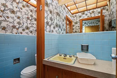 5831 W Burleigh St, Milwaukee, WI 53210 - Photo 11