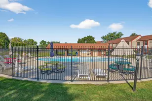 3925 W College Ave, Franklin, WI 53221 - Photo 29