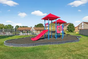 3925 W College Ave, Franklin, WI 53221 - Photo 27