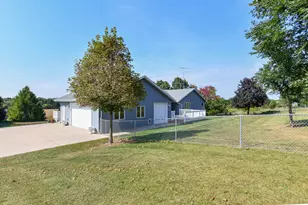 9702 W State Road 81 -, Newark, WI 53511 - Photo 37