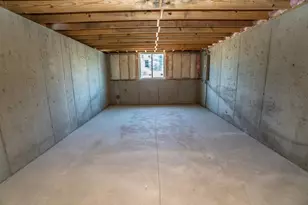 W206N16178 Stonebrook Dr, Jackson, WI 53037 - Photo 13