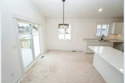 W206N16178  Stonebrook Dr, Jackson, WI 53037 - Photo 7