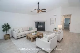 W206N16178 Stonebrook Dr, Jackson, WI 53037 - Photo 9