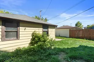 4642 W Medford Ave, Milwaukee, WI 53216 - Photo 13