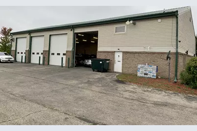 1812  Hobbs Dr, Delavan, WI 53115 - Photo 5