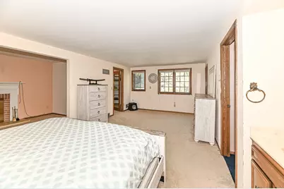 8866  Greenmeadow Ln, Greendale, WI 53129 - Photo 27