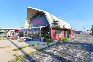 3810 Durand Ave, Racine, WI 53405 - Photo 3