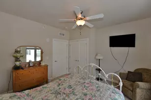 141 Main St, Racine, WI 53403 - Photo 23