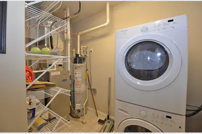 141  Main St #429, Racine, WI 53403 - Photo 25