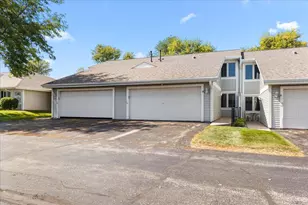 217 Hartford Square, Hartford, WI 53027 - Photo 23