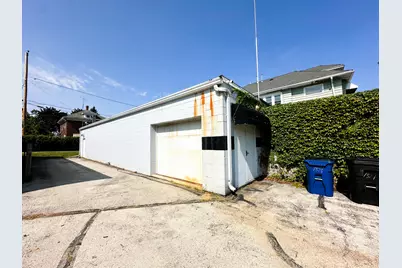 1318 N Main St #1324, Racine, WI 53402 - Photo 9