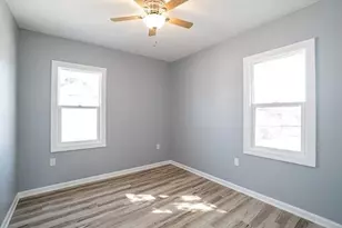 2054 S 77th St, West Allis, WI 53219 - Photo 9