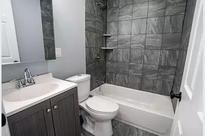 2054 S 77th St #2056, West Allis, WI 53219 - Photo 11