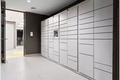 929 N Astor St #405, Milwaukee, WI 53202 - Photo 19