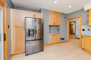 3457 S 10th St, Milwaukee, WI 53215 - Photo 5