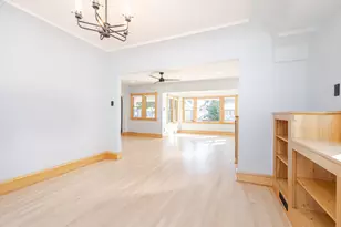 3457 S 10th St, Milwaukee, WI 53215 - Photo 27