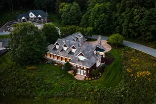 832 Country Club Ln, Onalaska, WI 54650 - Photo 11