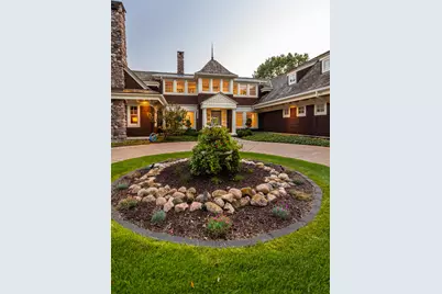 832  Country Club Ln, Onalaska, WI 54650 - Photo 13