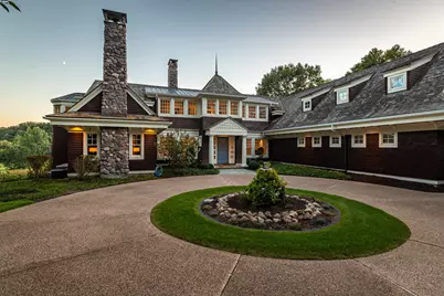 832  Country Club Ln, Onalaska, WI 54650 - Photo 7