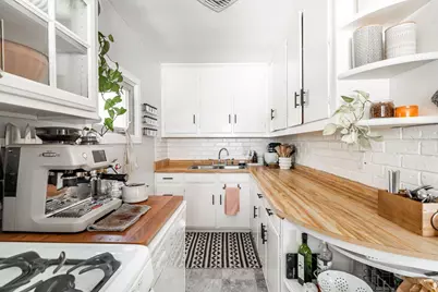 744 N 115 St, Wauwatosa, WI 53226 - Photo 11