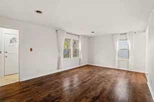 744 N 115th St, Wauwatosa, WI 53226 - Photo 7