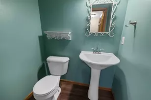 2110 Hollow Cir, West Bend, WI 53090 - Photo 29