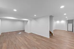 2110 Hollow Cir, West Bend, WI 53090 - Photo 15