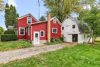 487  Clay St, Green Lake, WI 54941 - Photo 3