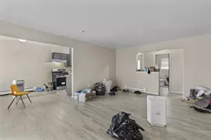 7871 N 60th St, Milwaukee, WI 53223 - Photo 11