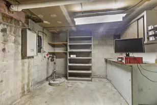 7871 N 60th St, Milwaukee, WI 53223 - Photo 23