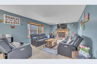 N6188  Shadybrook Ln, Sheboygan, WI 53083 - Photo 3