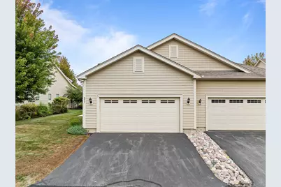 677  Cook St, Walworth, WI 53184 - Photo 5