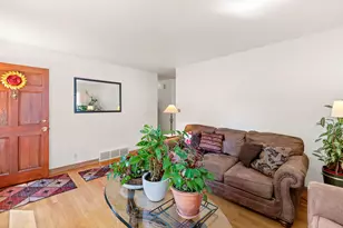 8220 W Lynmar Terrace, Milwaukee, WI 53222 - Photo 7