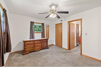 8220 W Lynmar Ter, Milwaukee, WI 53222 - Photo 11
