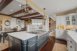 1702 E Juniper Way, Hartland, WI 53029 - Photo 7