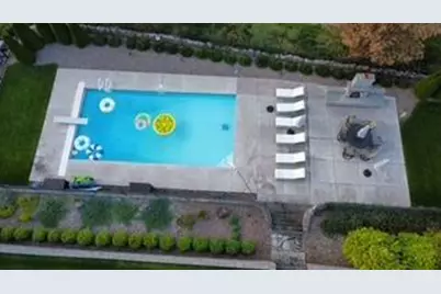 1702 E Juniper Way, Hartland, WI 53029 - Photo 111