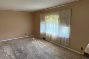 813 Hickory St -, Mauston, WI 53948 - Photo 3