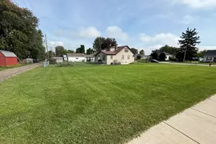 813 Hickory St -, Mauston, WI 53948 - Photo 31