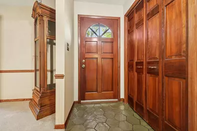 W305N5260  Gail Ln, Hartland, WI 53029 - Photo 5