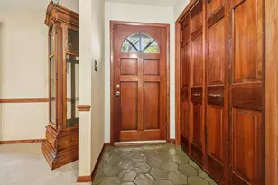 W305N5260 Gail Ln, Hartland, WI 53029 - Photo 5