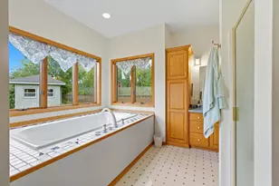 710 Moraine Ct, Kewaskum, WI 53040 - Photo 15