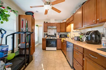 1731 S 60th St, West Allis, WI 53214 - Photo 9