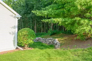 2315 Stoney Ln, Grafton, WI 53024 - Photo 31