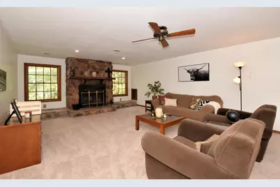 W237S6815  Fernwood Dr, Vernon, WI 53189 - Photo 19