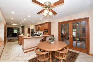 W237S6815 Fernwood Dr, Vernon, WI 53189 - Photo 15