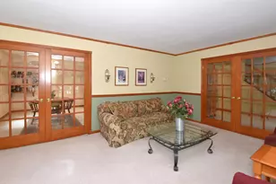 W237S6815 Fernwood Dr, Vernon, WI 53189 - Photo 5