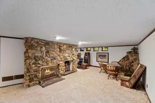 36619 Normandale Dr, Summit, WI 53066 - Photo 13